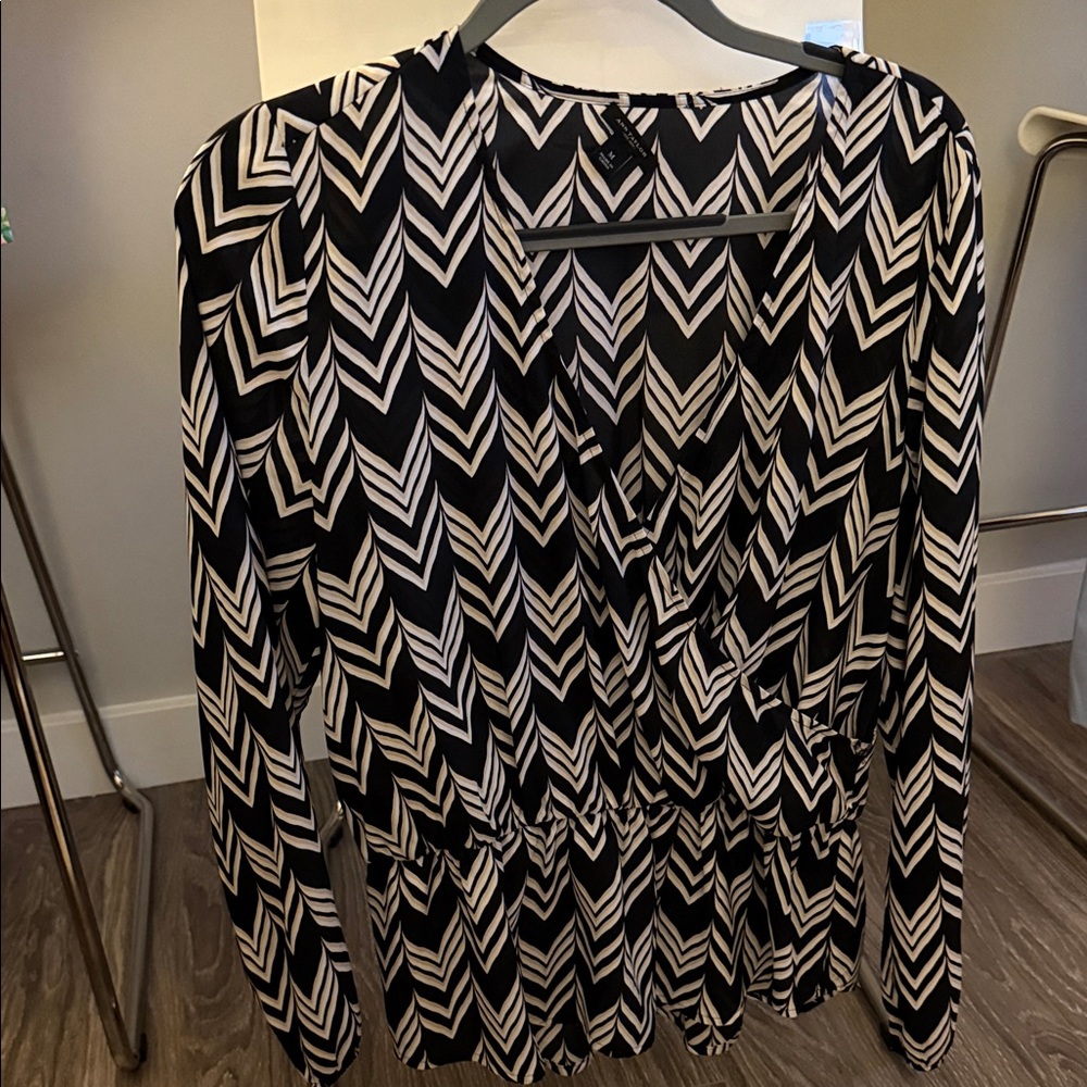 Ann Taylor Black & White Chevron Faux Wrap Blouse